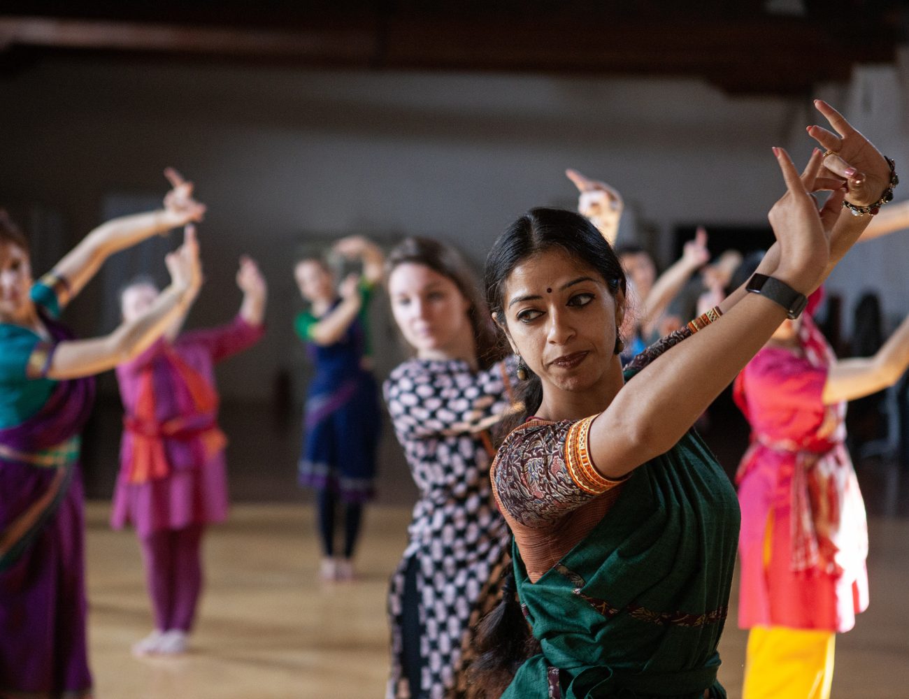 Apoorva Jayaraman draped in a bespoke Bharatanatyam practice saree crafted by Design with Saa. Photographed by Giorgio Schirato