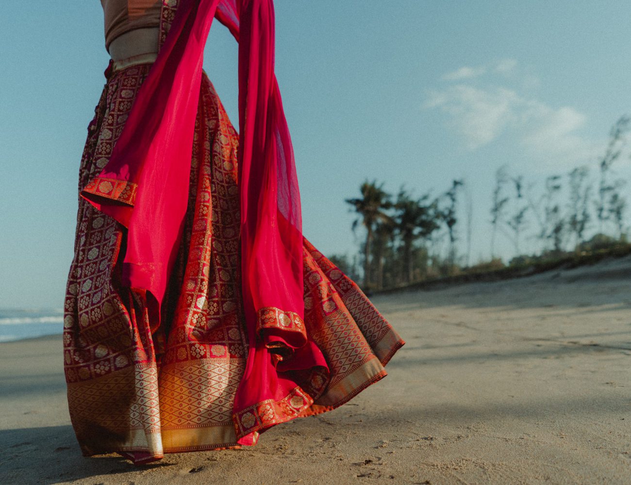 Pictures from “The Bride”, a collaborative project by Design with Saa with Janani Alagarsamy (model), Shweta Balaji (photographer) and Jayashree (Makeup & Hair artist)